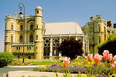 Le Chateau Vieux, built by Pierre Chambiges at Francois I's request.